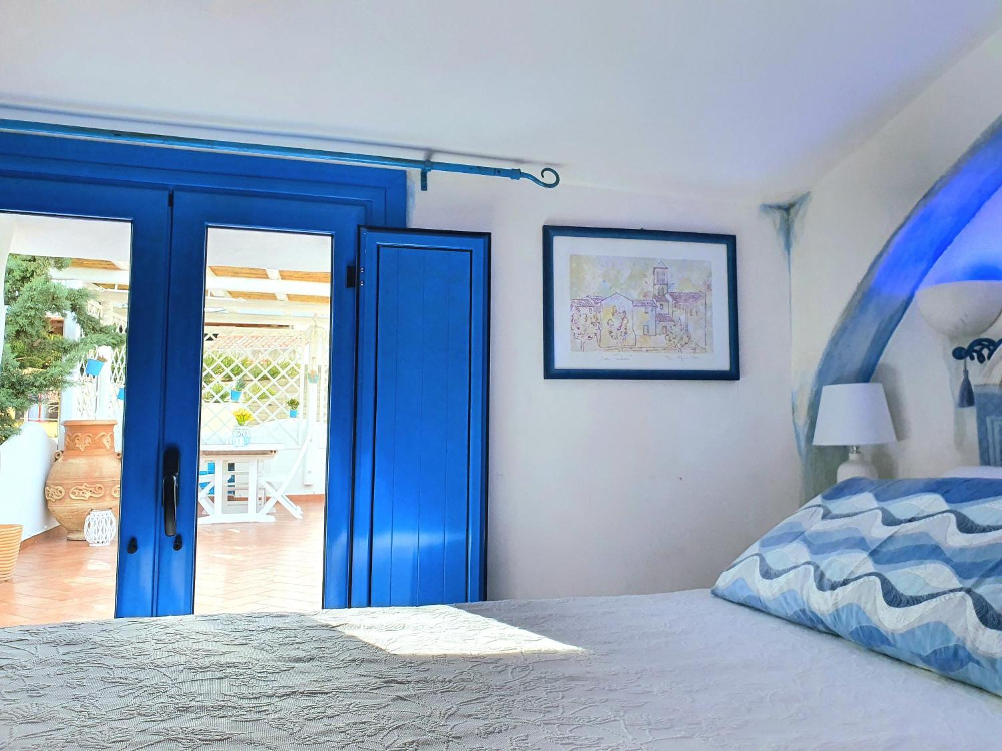 Dommos - Andira Apartments Orosei Room photo
